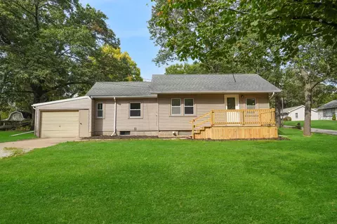 1017 Longview St, Cedar Falls, IA 50613