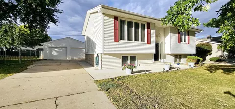 1624 Oriole Ave, Waterloo, IA 50701