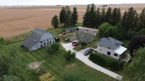 20678 260th St, Grundy Center, IA 50638