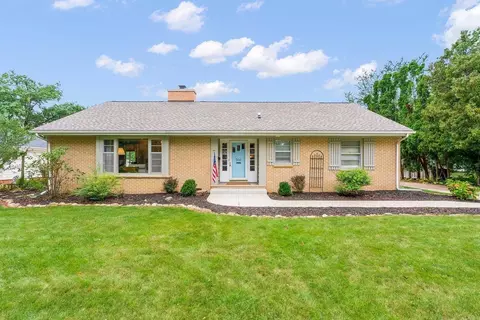 566 Sheridan Rd, Waterloo, IA 50701