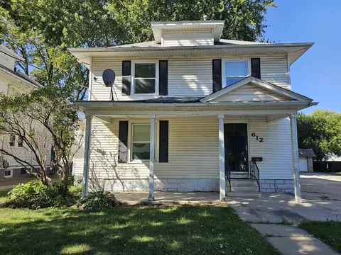 612 Hammond Ave, Waterloo, IA 50702