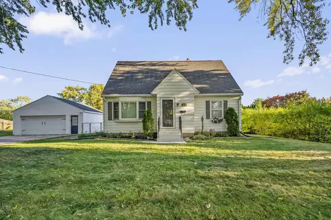 1228 Maynard Ave, Waterloo, IA 50701