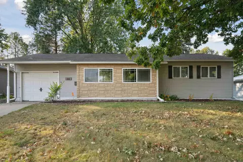 661 Jane St, Waterloo, IA 50701