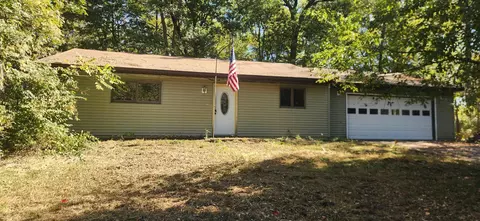 19233 310th St, Elkader, IA 52043