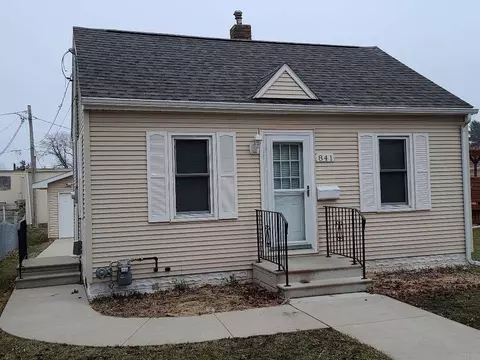 841 Knoll Ave, Waterloo, IA 50701