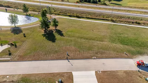 803 805 Pine Dr, Independence, IA 50644