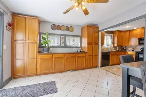 514 Archer Ave, Waterloo, IA 50703