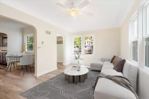217 Reed St, Waterloo, IA 50703