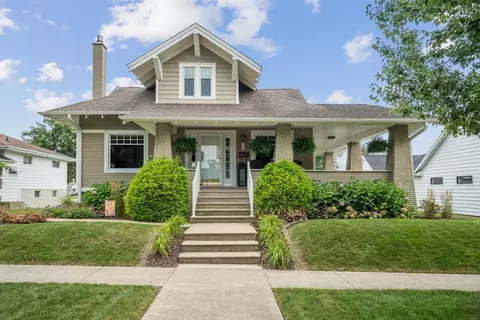 717 5th Ave SE, Dyersville, IA 52040