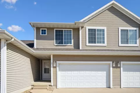 1315 Amelia Dr #2, Cedar Falls, IA 50613