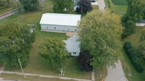 100 E Un, Ionia, IA 50645