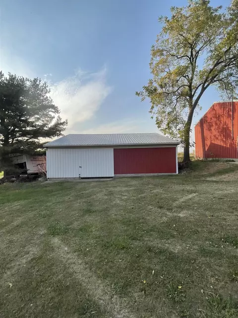 12934 Apple Rd, Elgin, IA 52141 photo 5
