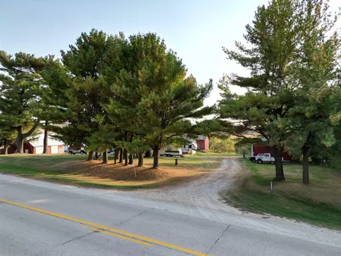 12934 Apple Rd, Elgin, IA 52141 photo 2