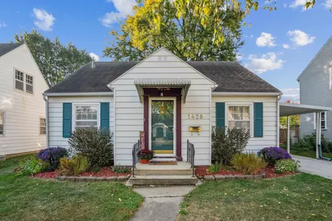 1428 Bertch Ave, Waterloo, IA 50702