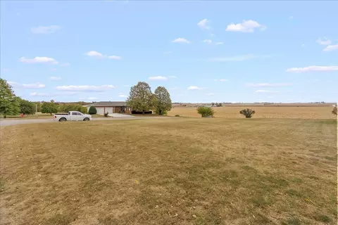 809 Crestview Dr, Traer, IA 50675 photo 3