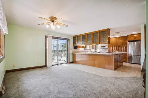 6531 Eldora Rd, Waterloo, IA 50701 photo 7