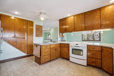 6531 Eldora Rd, Waterloo, IA 50701 photo 10