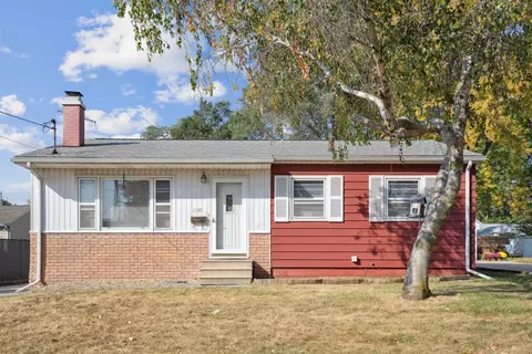 1150 Amherst Ave, Waterloo, IA 50702