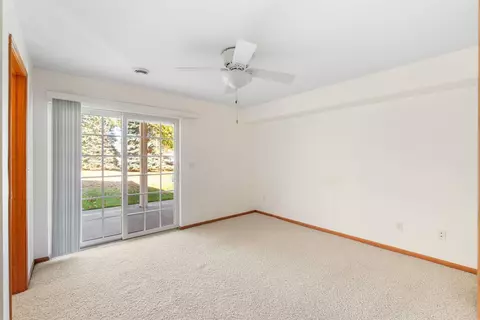 3816 Jay Ln, Waterloo, IA 50701 photo 12
