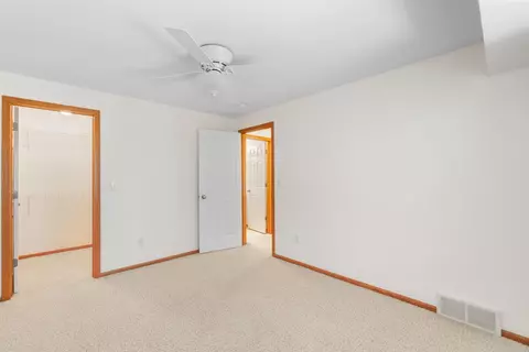 3816 Jay Ln, Waterloo, IA 50701 photo 14