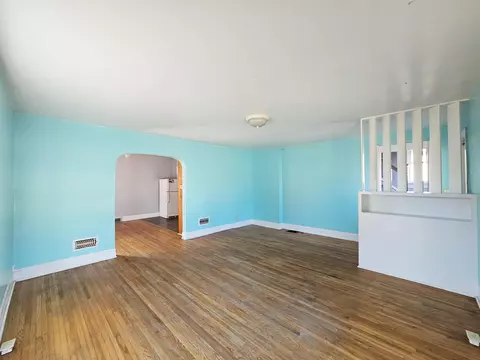 501 W 1st St, Sumner, IA 50674 photo 5