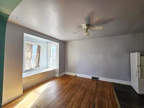501 W 1st St, Sumner, IA 50674 photo 6