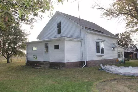 11508 S Blackhawk-buchanan Ave, La Porte City, IA 50651