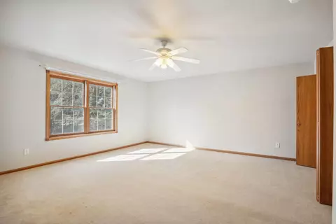 126 Cornwall Ave, Waterloo, IA 50702 photo 10