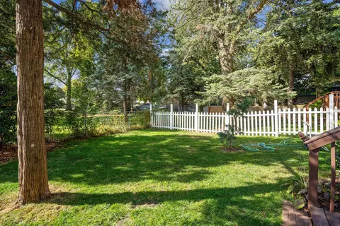 126 Cornwall Ave, Waterloo, IA 50702 photo 21