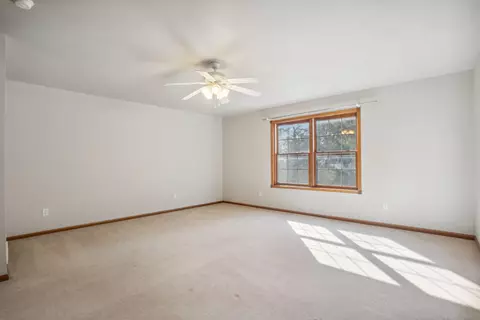 126 Cornwall Ave, Waterloo, IA 50702 photo 11