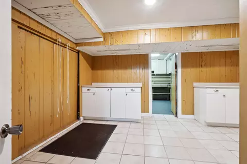 111 Frederic Ave, Waterloo, IA 50701 photo 29
