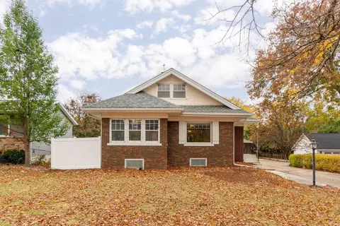 214 Sheridan Rd, Waterloo, IA 50701