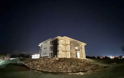 4025 Cedar Heights Dr #1, Cedar Falls, IA 50613