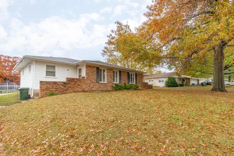 1142-1144 Rachael St, Waterloo, IA 50701