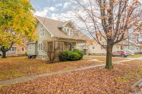 312 N Division St, Sumner, IA 50674