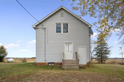 1838 20th St, Lamont, IA 50650