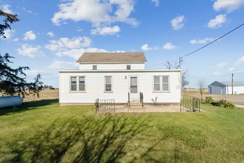 6235 E Cedar Wapsi Rd, Dunkerton, IA 50626