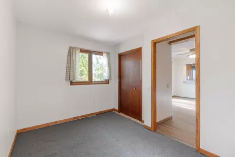 306 E Grove St, Shell Rock, IA 50670 photo 13