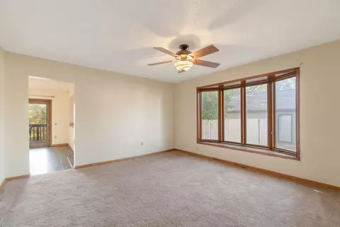 306 E Grove St, Shell Rock, IA 50670 photo 6