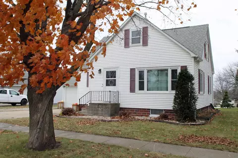 104 SE 3rd Ave, Tripoli, IA 50676