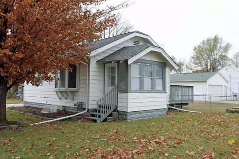 123 Idaho St, Waterloo, IA 50703