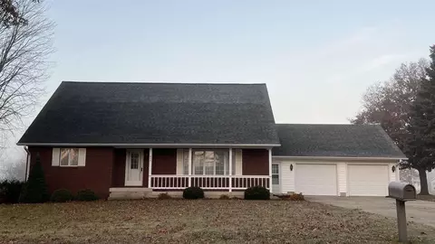 347 Fleur Dr, New Hampton, IA 50659