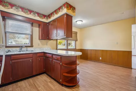 404 S Wright, Shell Rock, IA 50670 photo 12