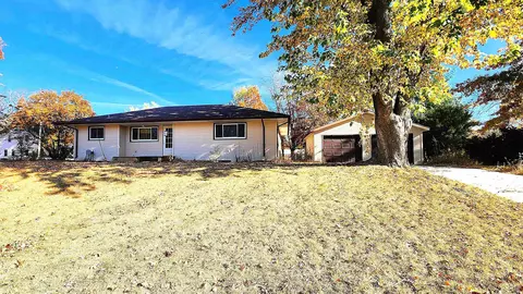 319 W South St, Shell Rock, IA 50670