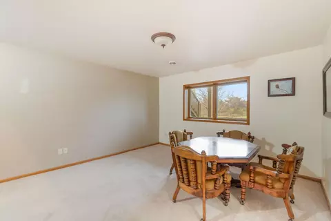 3929 Memory Ln, Waterloo, IA 50702 photo 20