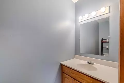 3929 Memory Ln, Waterloo, IA 50702 photo 5