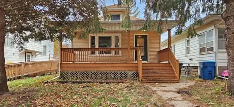 230 Western Ave, Waterloo, IA 50701