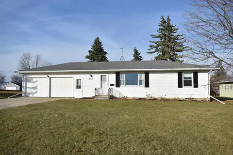 509 8th St, Gladbrook, IA 50635