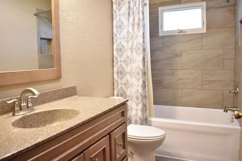 509 8th St, Gladbrook, IA 50635 photo 9