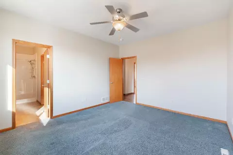 5017 Millenium Dr, Cedar Falls, IA 50613 photo 12